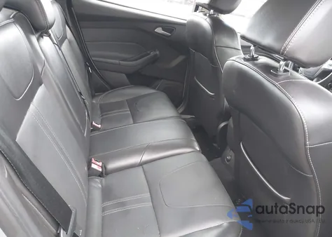 2014 Ford Focus Se from USA, damaged, VIN 1FADP3F28EL330925